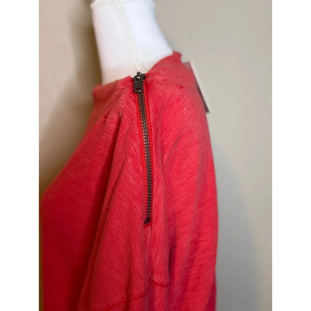 Free People We The Free Bright Red Zip Shoulder Batwing Top – XS – NWT